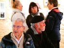en admiration devant l'exposition...